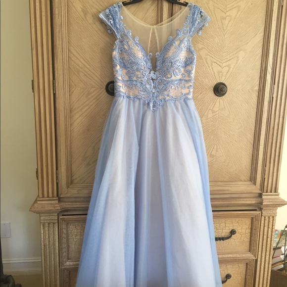 Beautiful Light Blue/Periwinkle Long Prom Dress - Picture 2 of 4